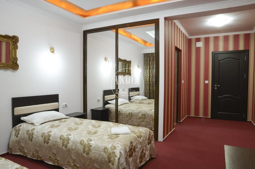 Motel - Restaurant Leon Bacau Room photo